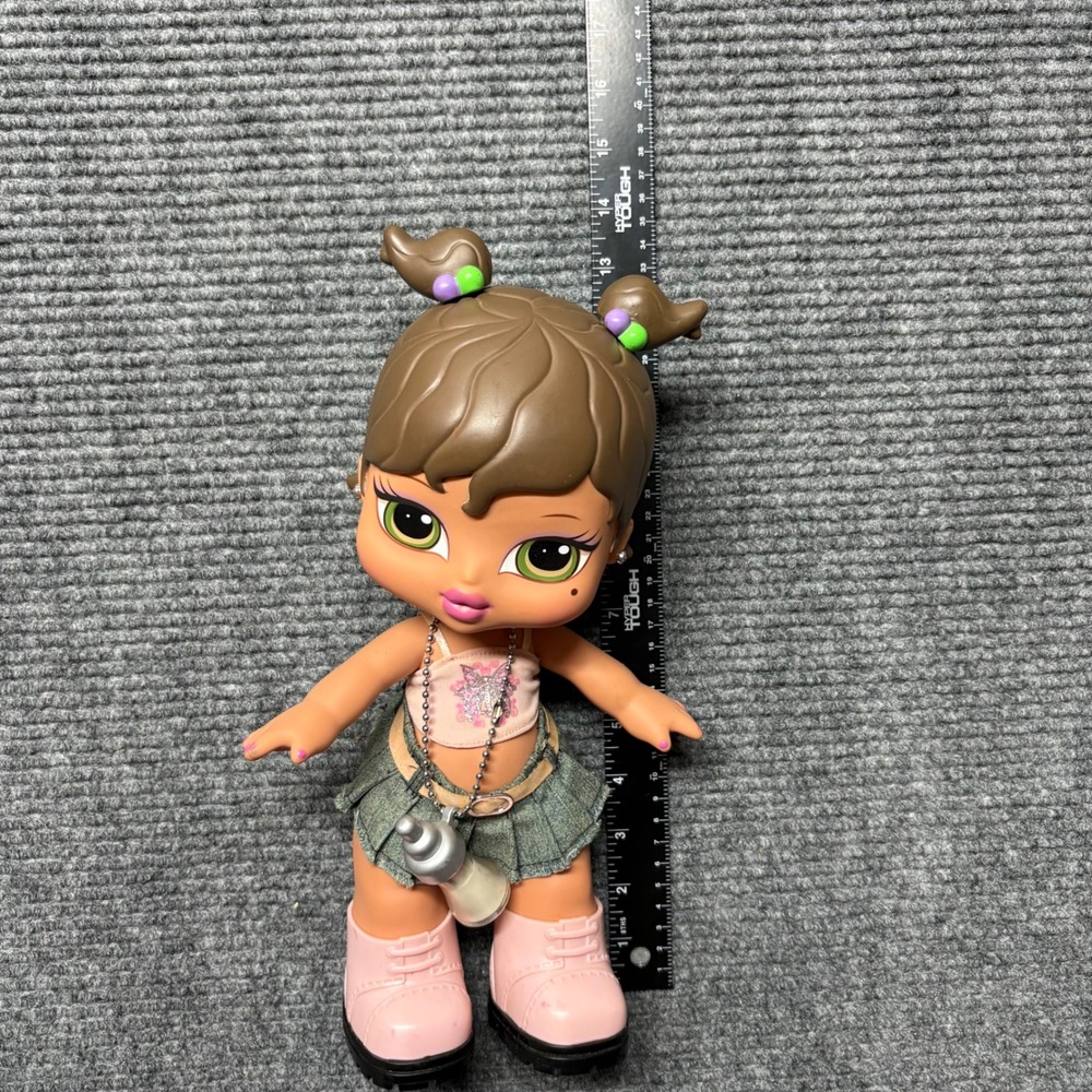 Bratz Babyz Yasmin Doll MGA Pink Top Denim Skirt Bottle Necklace 13in Tall - Picture 5 of 6
